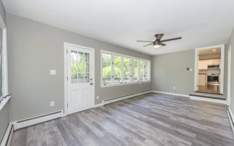 Living room windows with windows by Pexic Windows