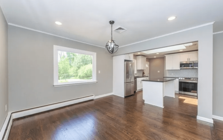 Kitchen windows with windows by Pexic Windows